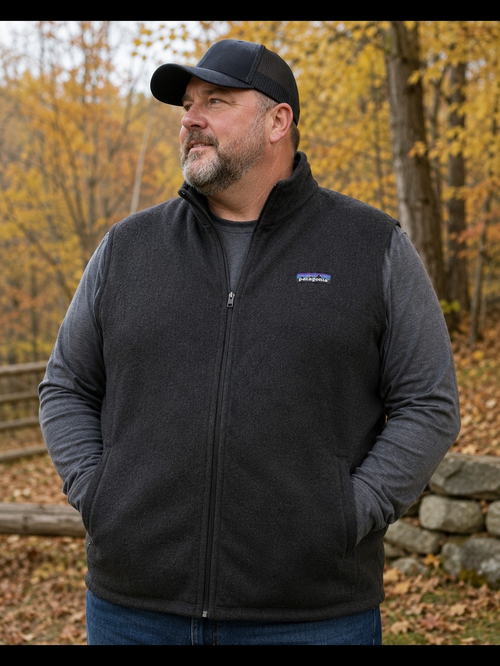Patagonia Men’s Charcoal Gray Full-Zip Fleece Vest